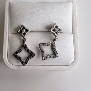 David Yurman quatrefoil drop diamond earrings